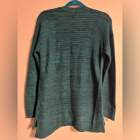 Ellen Tracy blue textured sweater size L - Picture 2 of 3